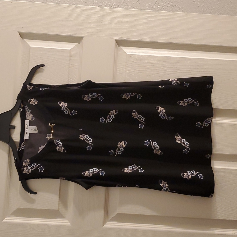 WHBM sz XS black with turquoise flowers, gray leaves sleeveless blouse